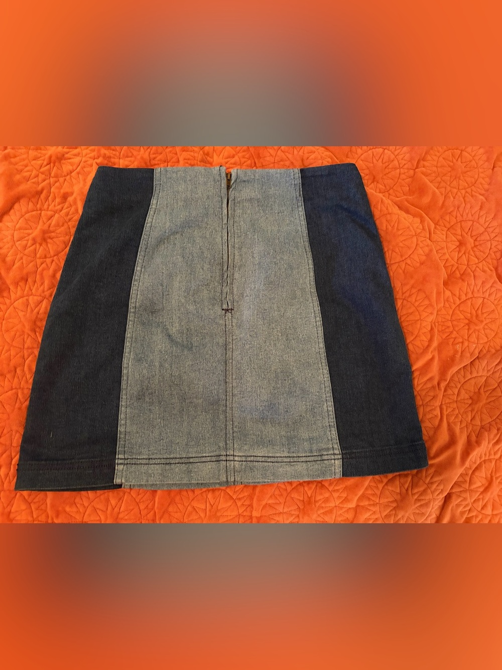 Free People✨Two-Tone Blue Denim Mini Skirt - Picture 13 of 14